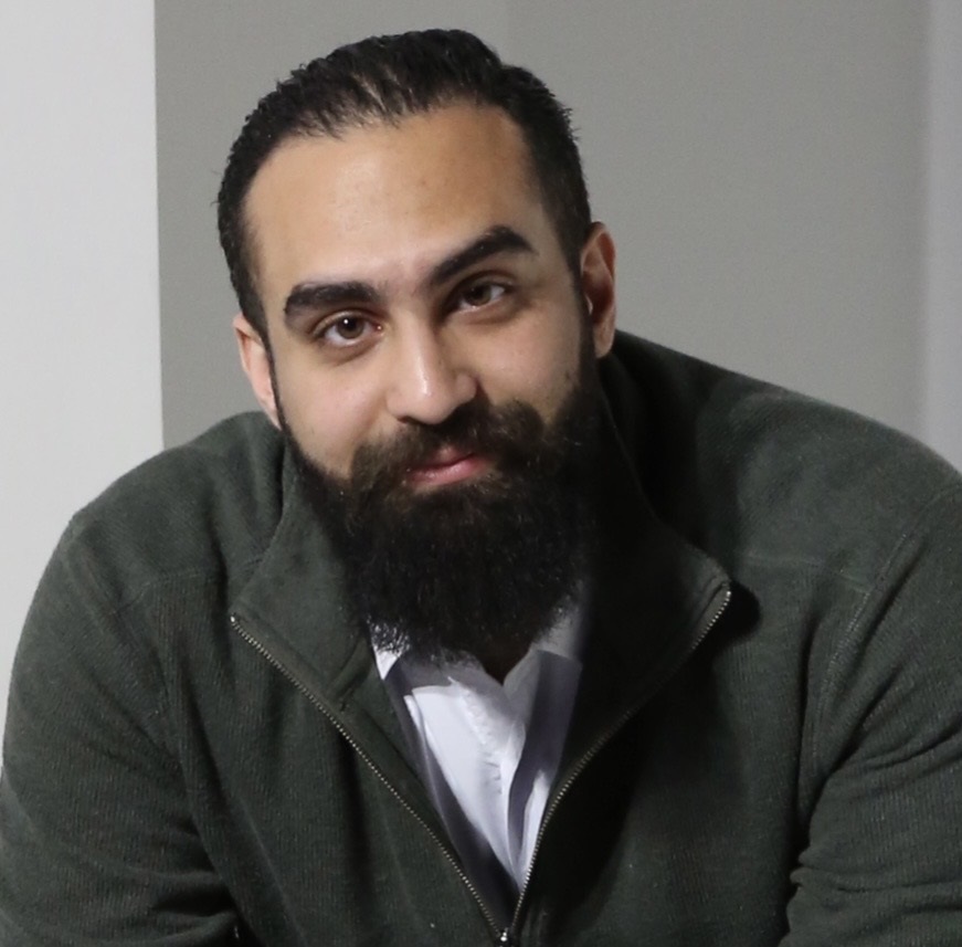 پویا قادر